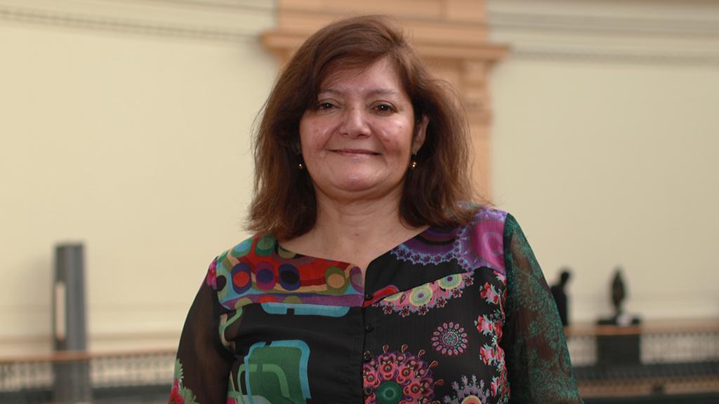 Profesora Jacqueline Bustamante