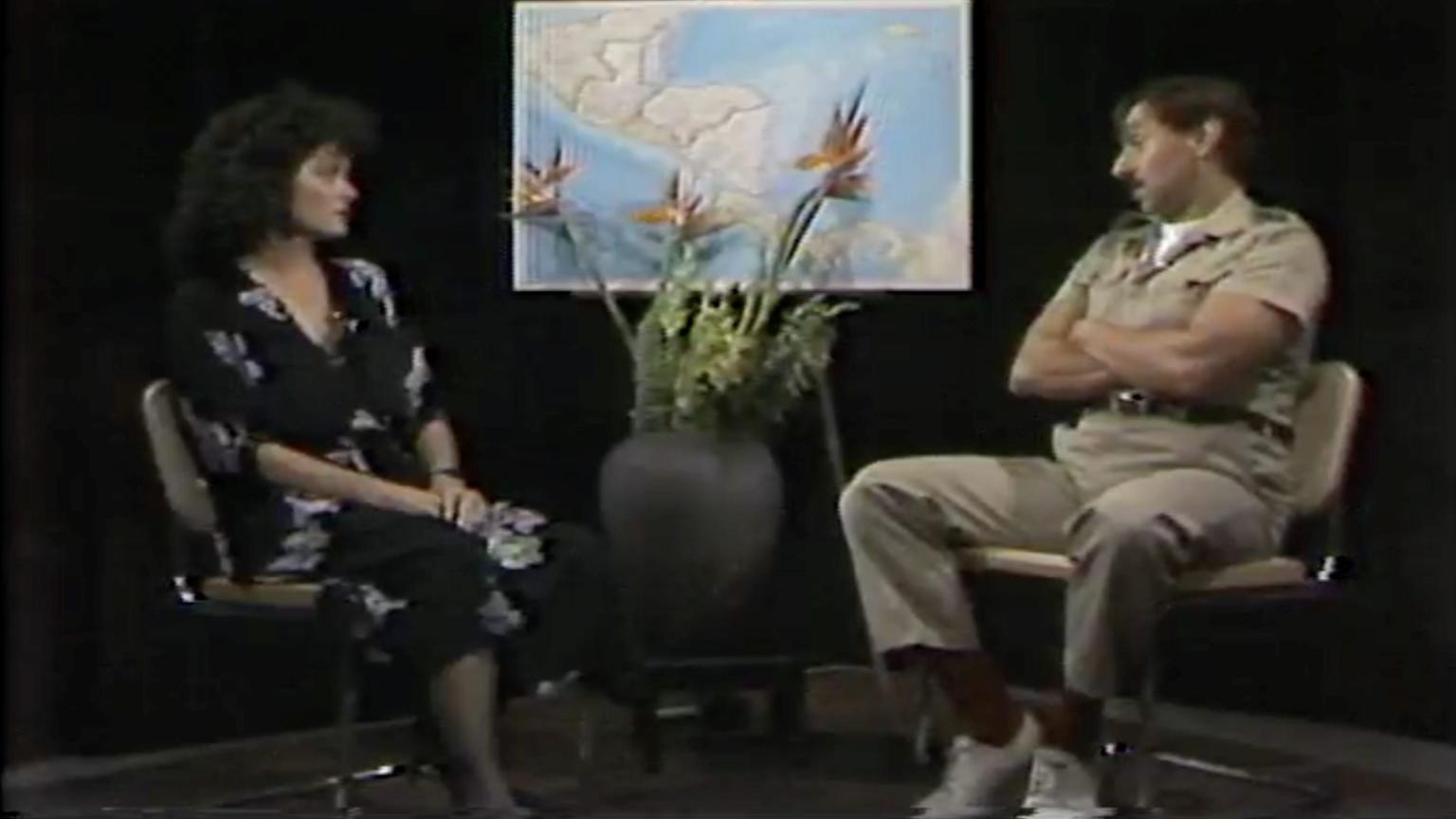 Captura de videoperformance de los artistas  David Lamelas y Hildegarde Duane