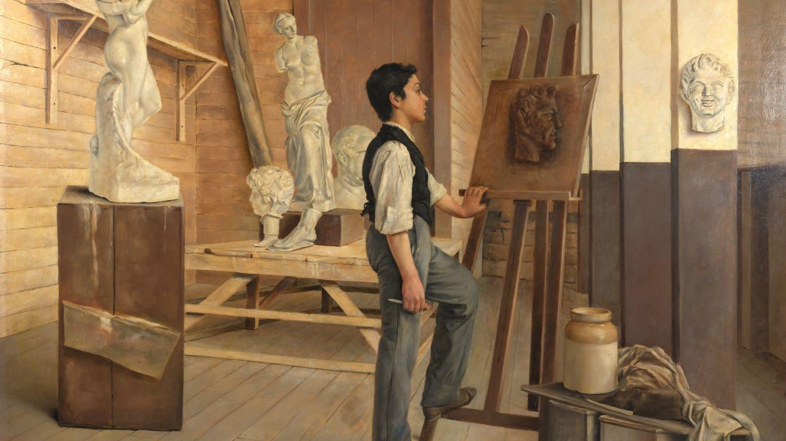 Pintura que representa a un joven en un taller de arte, parado frente a un atril
