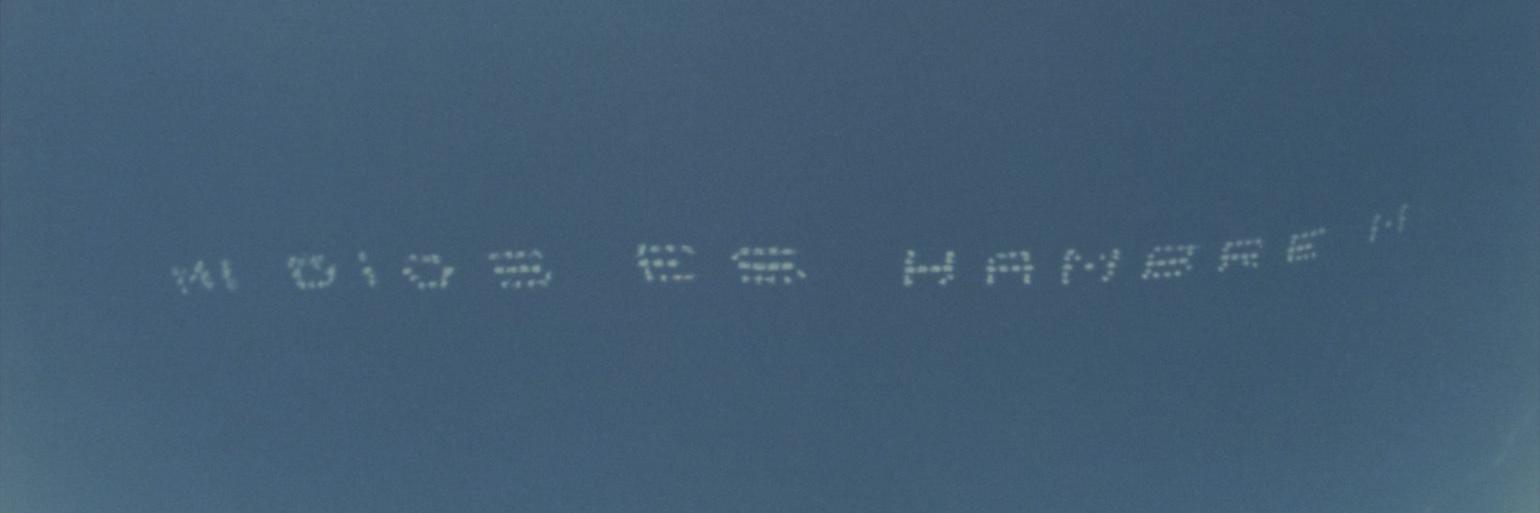 Fotografía de intervención La vida nueva de Raúl Zurita