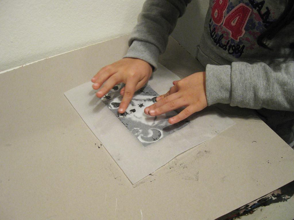 Taller de grabado Sala MNBA Plaza Vespucio