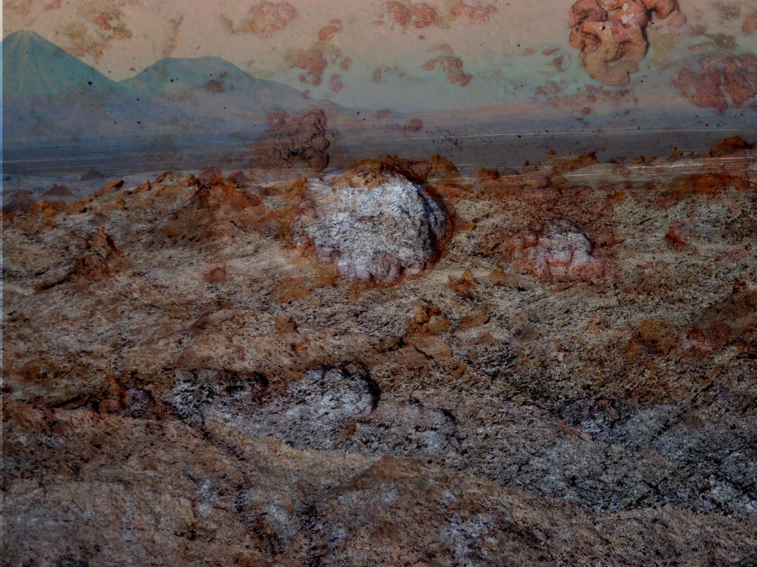 Composición fotográfica con cerros y capas de suelo