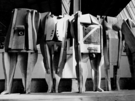 Suba no más y experimente el vértigo del poder (1987), Mario Irarrázabal. 