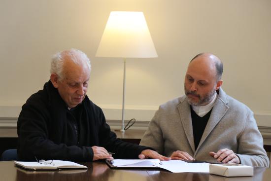 Firma donación Fondo Copello