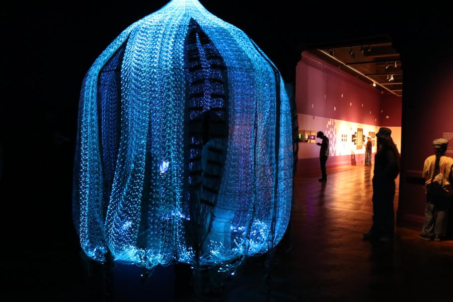 Luces de color celeste